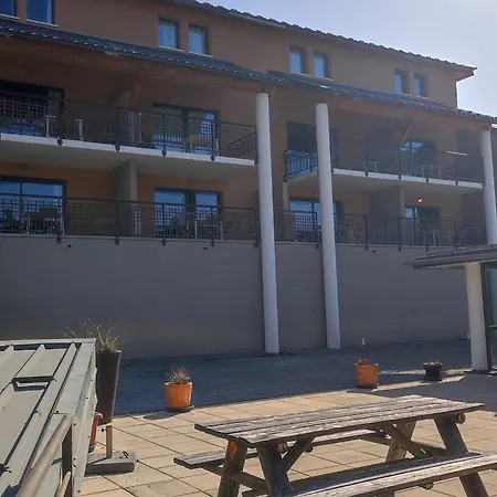 T3 Avec Terrasse Et Piscine Chauffée à - 6 Pers, 50m² - Fr-1-165b-31 Appartement