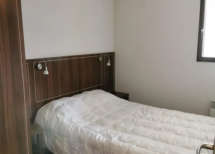 T3 Avec Terrasse Et Piscine Chauffée à - 6 Pers, 50m² - Fr-1-165b-31 * Jausiers